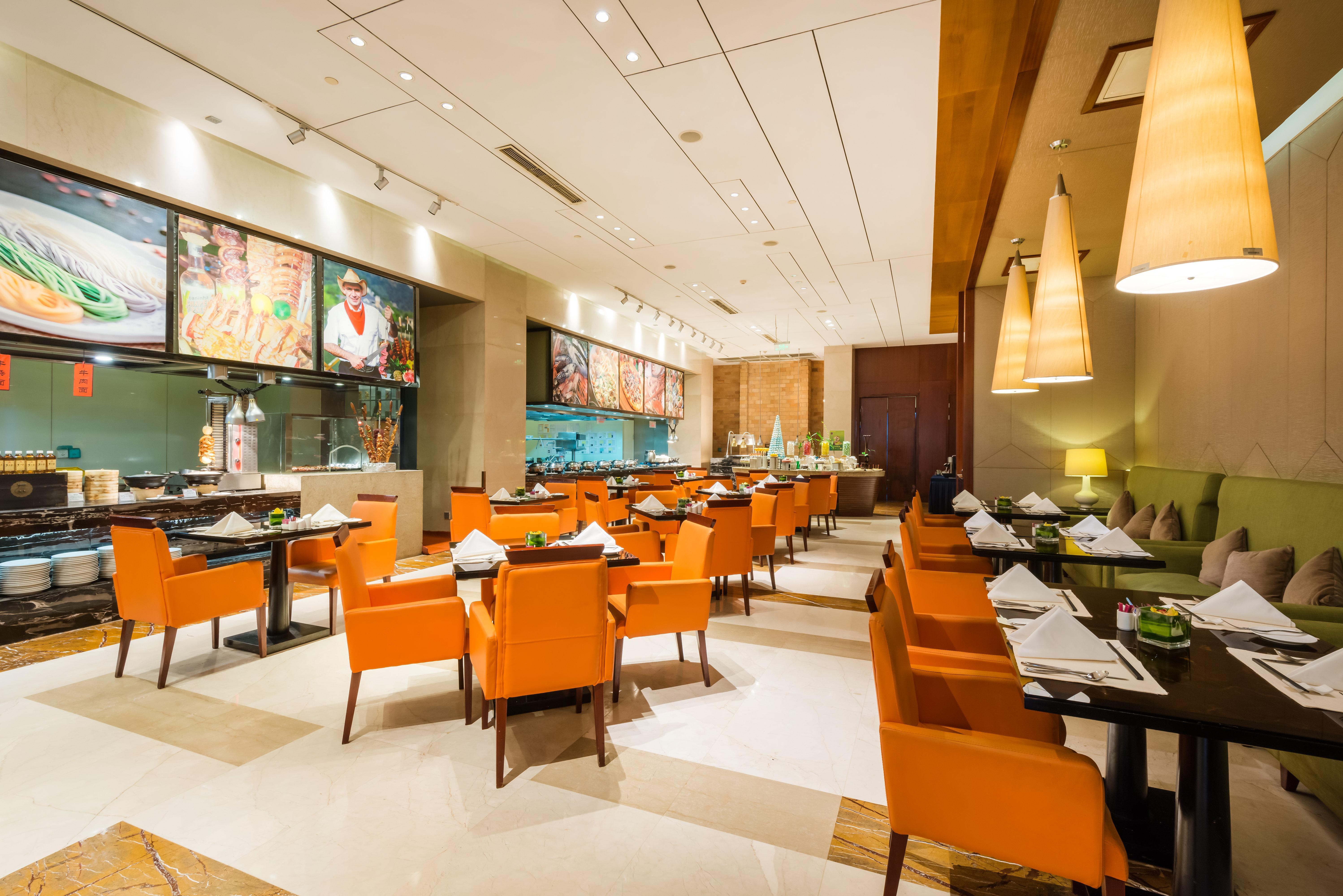 Crowne Plaza Xiangyang By Ihg Hotel Exterior photo
