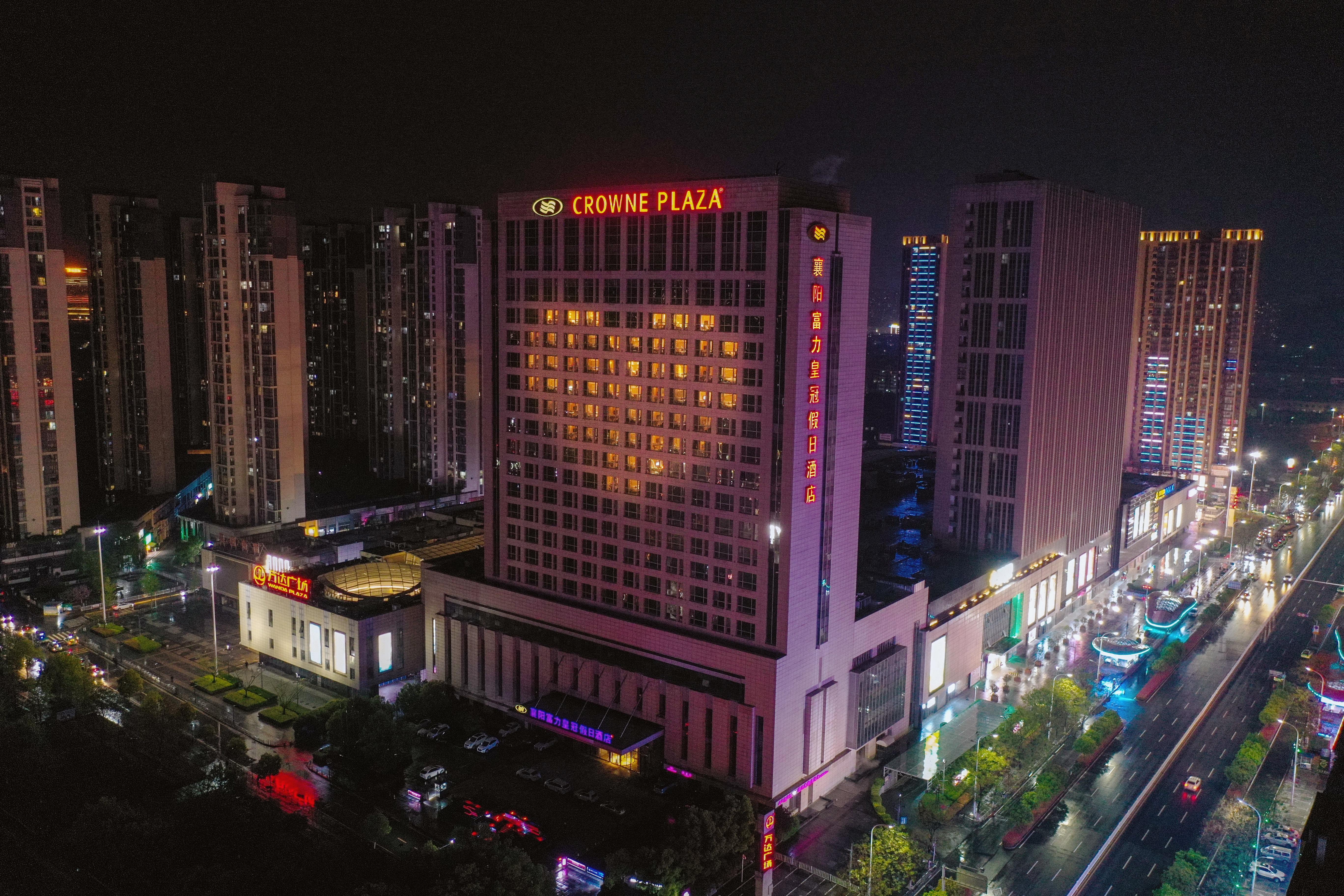 Crowne Plaza Xiangyang By Ihg Hotel Exterior photo