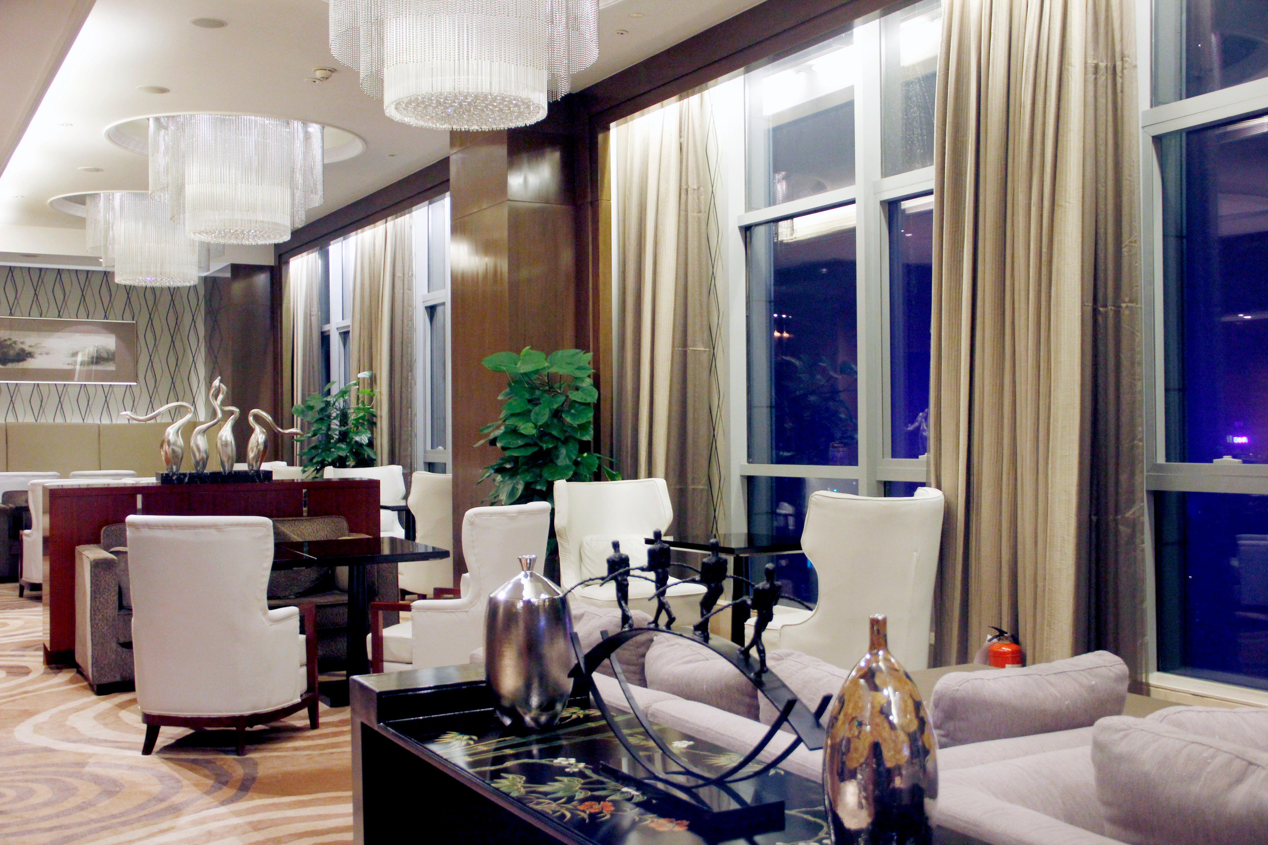 Crowne Plaza Xiangyang By Ihg Hotel Exterior photo