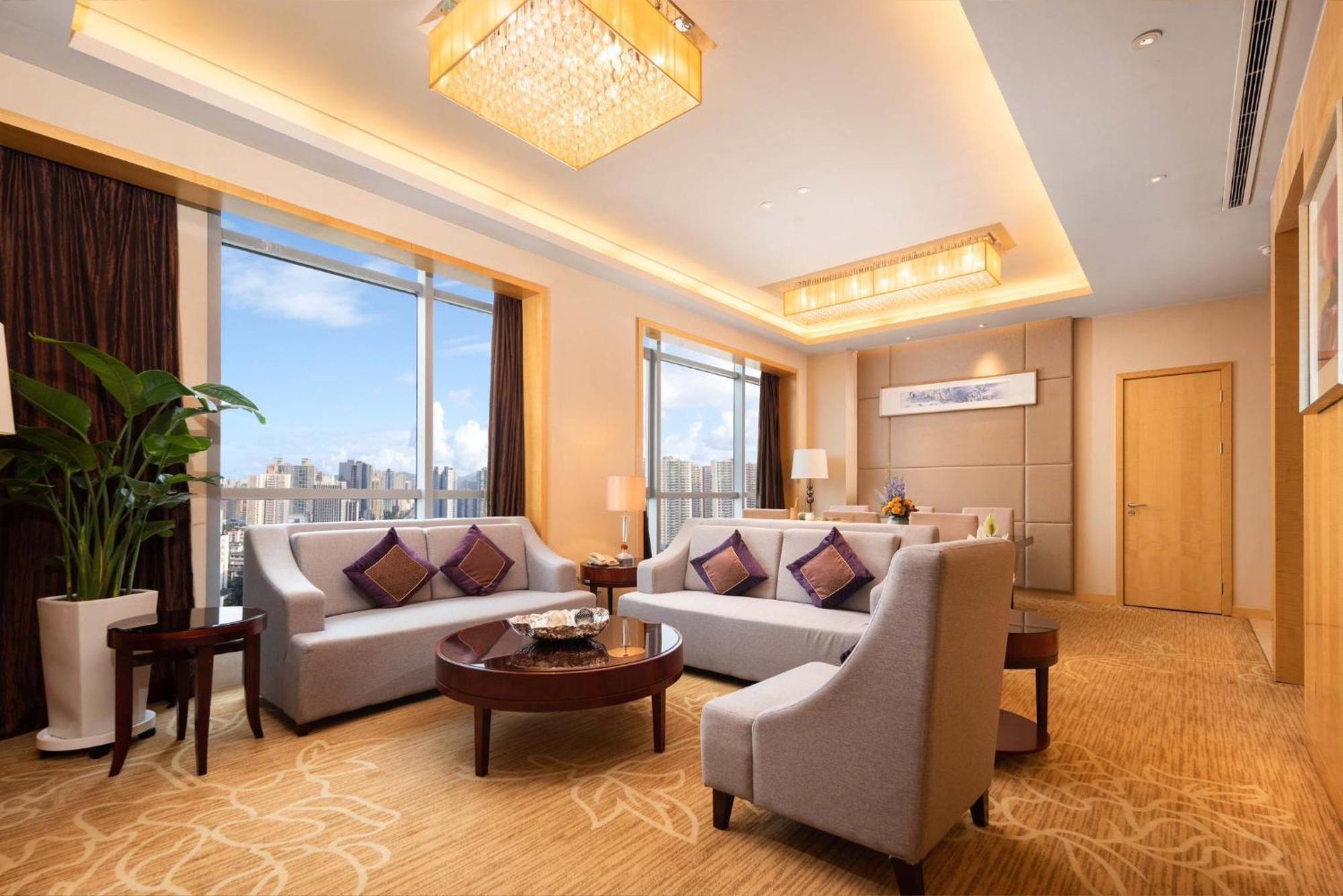 Crowne Plaza Xiangyang By Ihg Hotel Exterior photo